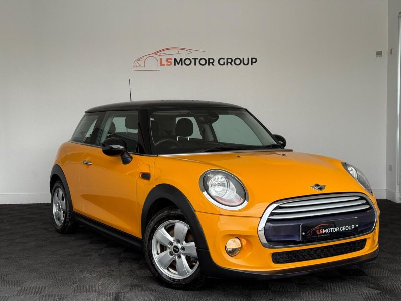 MINI HATCH